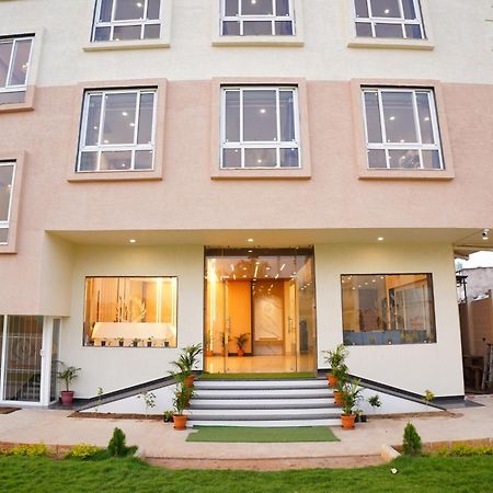 The Marutinandan Grand Hotel Deoghar Exterior foto